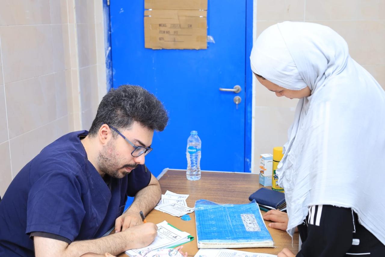 جانب من القافلة الطبيه جانب من القافلة الطبيه